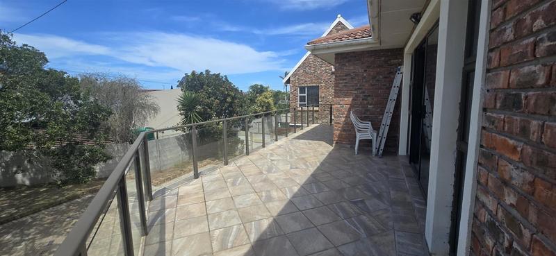 4 Bedroom Property for Sale in Tergniet Western Cape